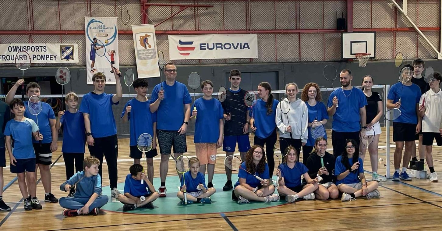 Gruppenbild Badminton in Frankreich